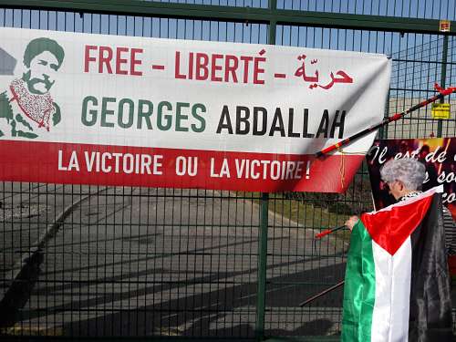 Plus de 600 personnes devant la prison de Lannemezan pour la libération de Georges Abdallah ! (vidéo)